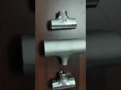 ตี๋แสดงผลิตภัณฑ์สำเร็จรูป