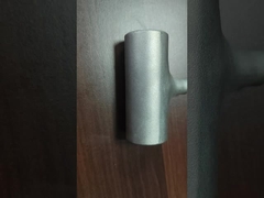 ตี๋แสดงผลิตภัณฑ์สำเร็จรูป